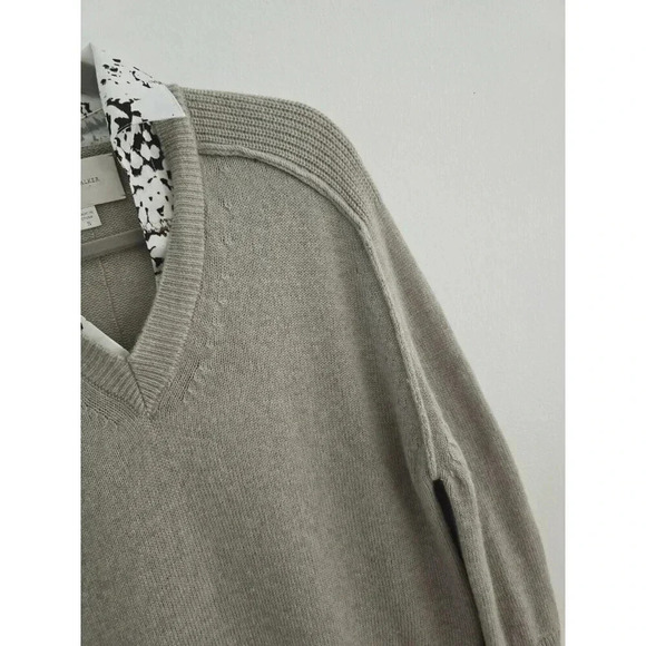 Brochu Walker Looker Cashmere Wool Layered V-Neck Oversize Sweater FLAWS size S - Picture 2 of 16